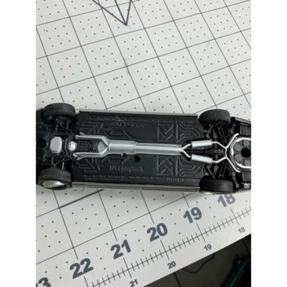 AutoArt Mercedes Benz Maybach 62 Gold Tan-Scale 1:43 No Box No Hood Ornament - Picture 6 of 12